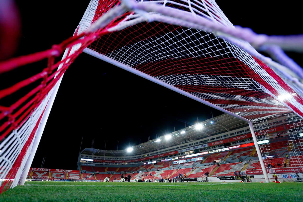 El Estadio Victoria se reportaba listo para el partido.