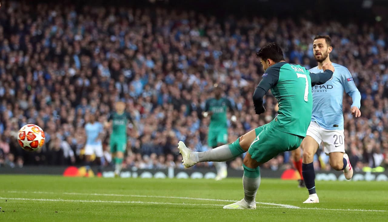 ¡Qué técnica!
<br>Con gran técnica individual decretó el segundo tanto de la noche.