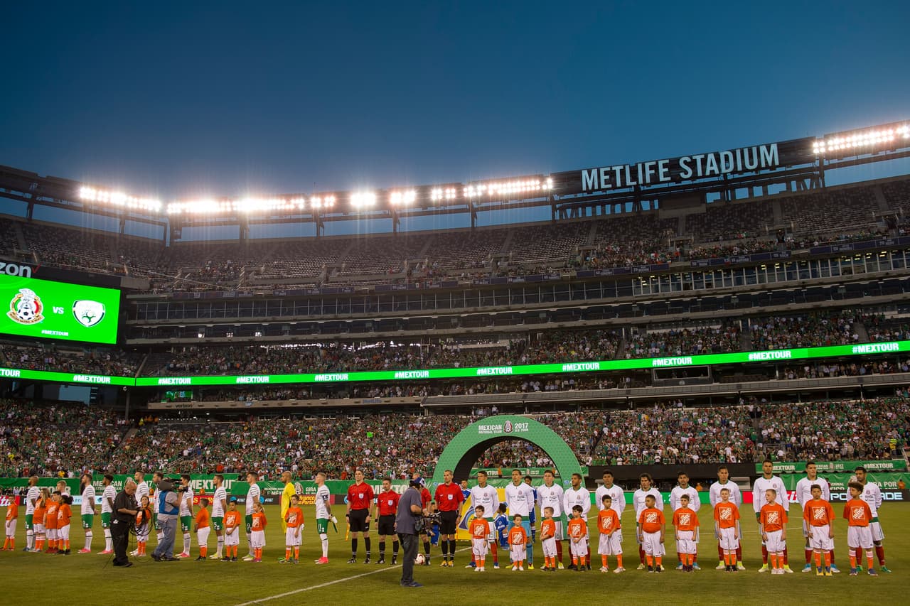 Lleno total en el MetLife Stadium de New Jersey para recibir a la Selección Mexicana. Siempre que el Tri se presenta en los Estados Unidos, la afición responde en grande.