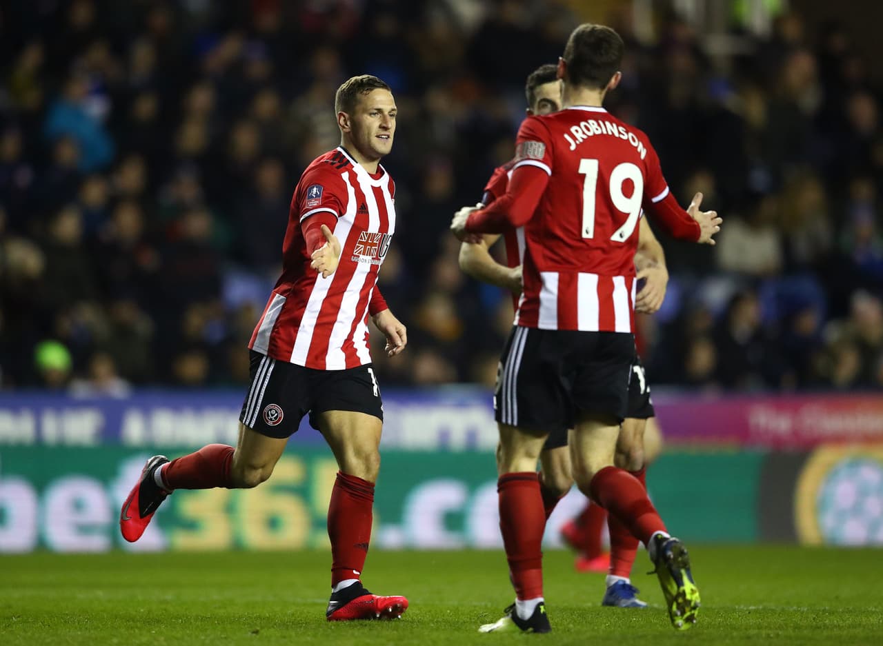 Reading 1-2 Sheffield United | McGoldrick (2’) hizo gol de vestidor y Puscas (43’) cobró una pena máxima para empatar el duelo.