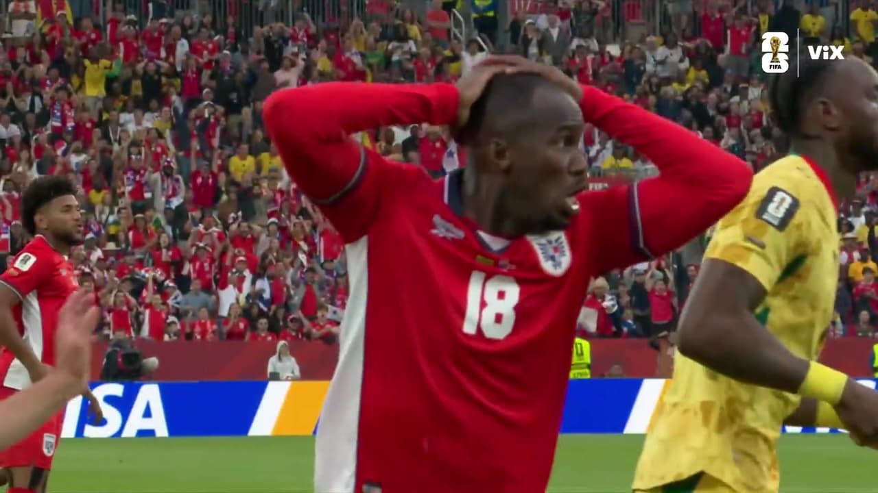 ¡El atajadón de Ati-Zigi que evita un golazo de Panamá vs. Ghana!