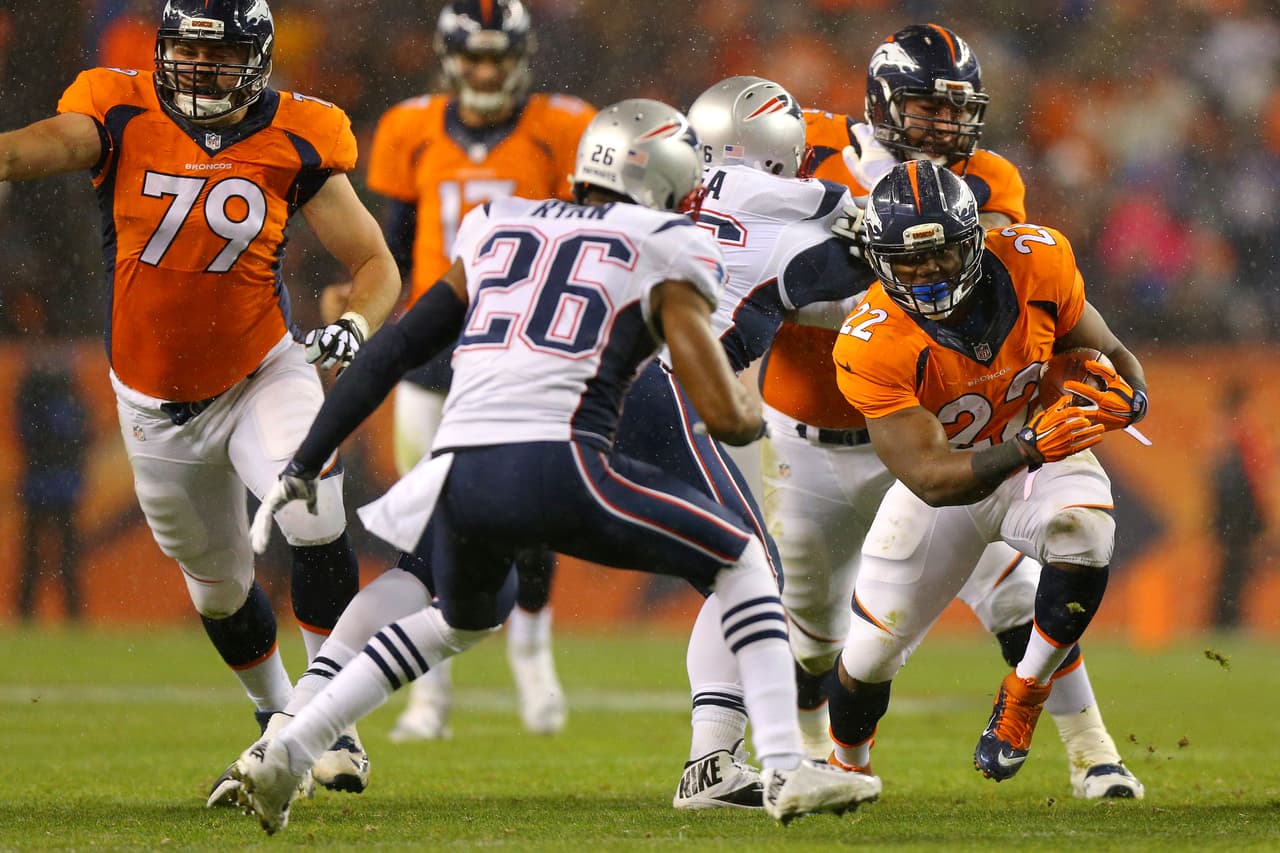 En su tercera temporada, egresado de California, esta es la segunda nominación como Ofensivo de la Semana de Anderson, la primera fue en el 2014 durante la Semana 17.