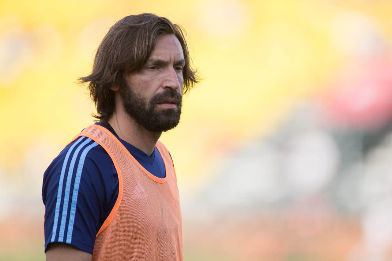 Los motivos por los que un joven volante venezolano "sentó" a Andrea Pirlo en el banquillo