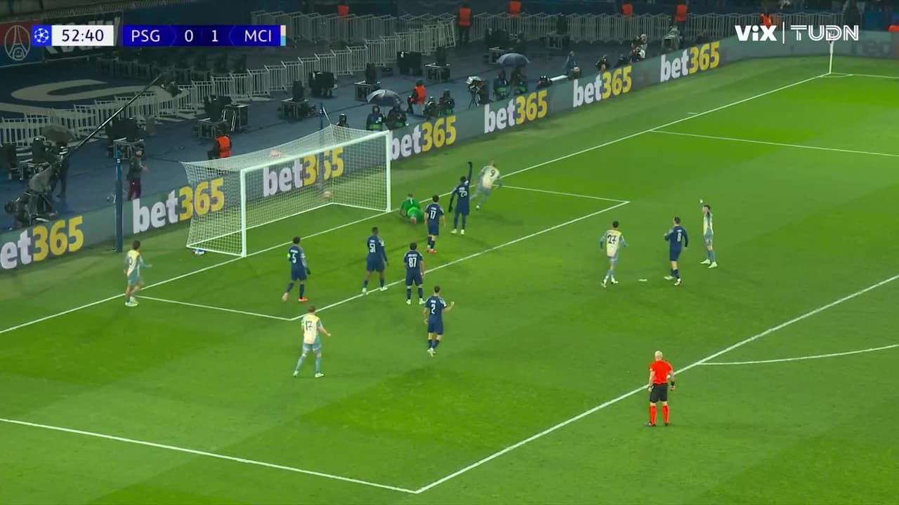 ¡Regalito y gol de Haaland! El Androide marcó el gol más fácil de su carrera