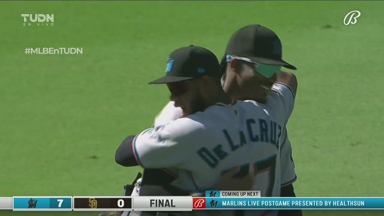 Los Marlins blanquean 7-0 a San Diego y evita la barrida