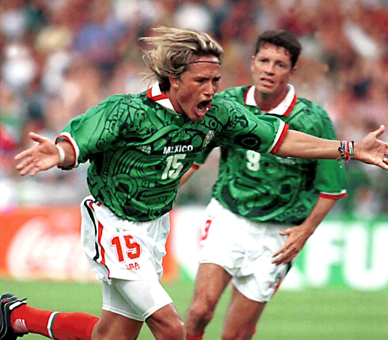 Luis Hernández había puesto al frente a los verdes, México estuvo cerca del segundo, pero no lo concretó.