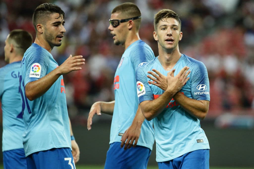 Aún así, Atlético de Madrid fue el que sorprendió al minuto 41 del primer tiempo con gol de Lucas Vietto tras centro del otro argentino Ángel Correa.