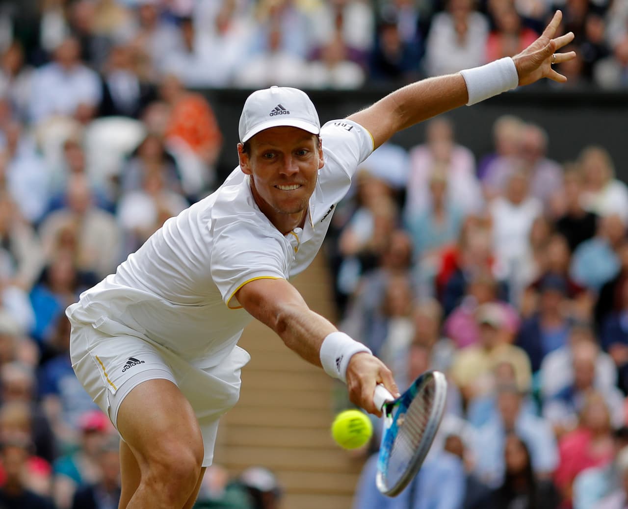 En el segundo set no hubo sorpresas y el poder del saque cada uno de los tenistas volvió a forzar el 
<i>tie break.</i>