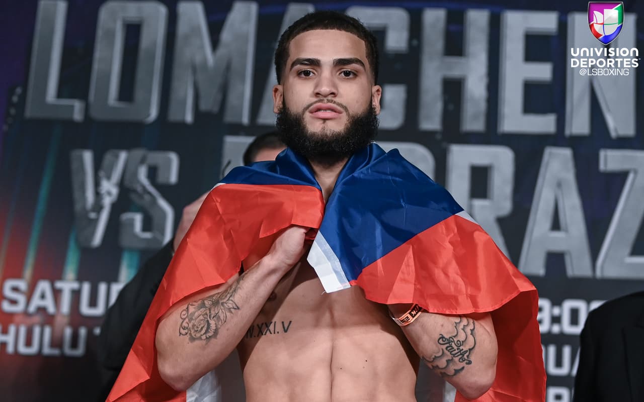 Los encargados de abrir la función serán
<b>Josué Vargas</b> y
<b>John Rentería</b>, que se enfrentarán a ocho episodios en peso superligero. Vargas pesó 142.6 libras, y su rival 142.8.