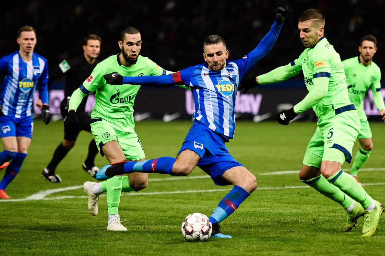 El Hertha Berlín reaccionó y pisó el área rival en busca de opciones para empatar el marcador.