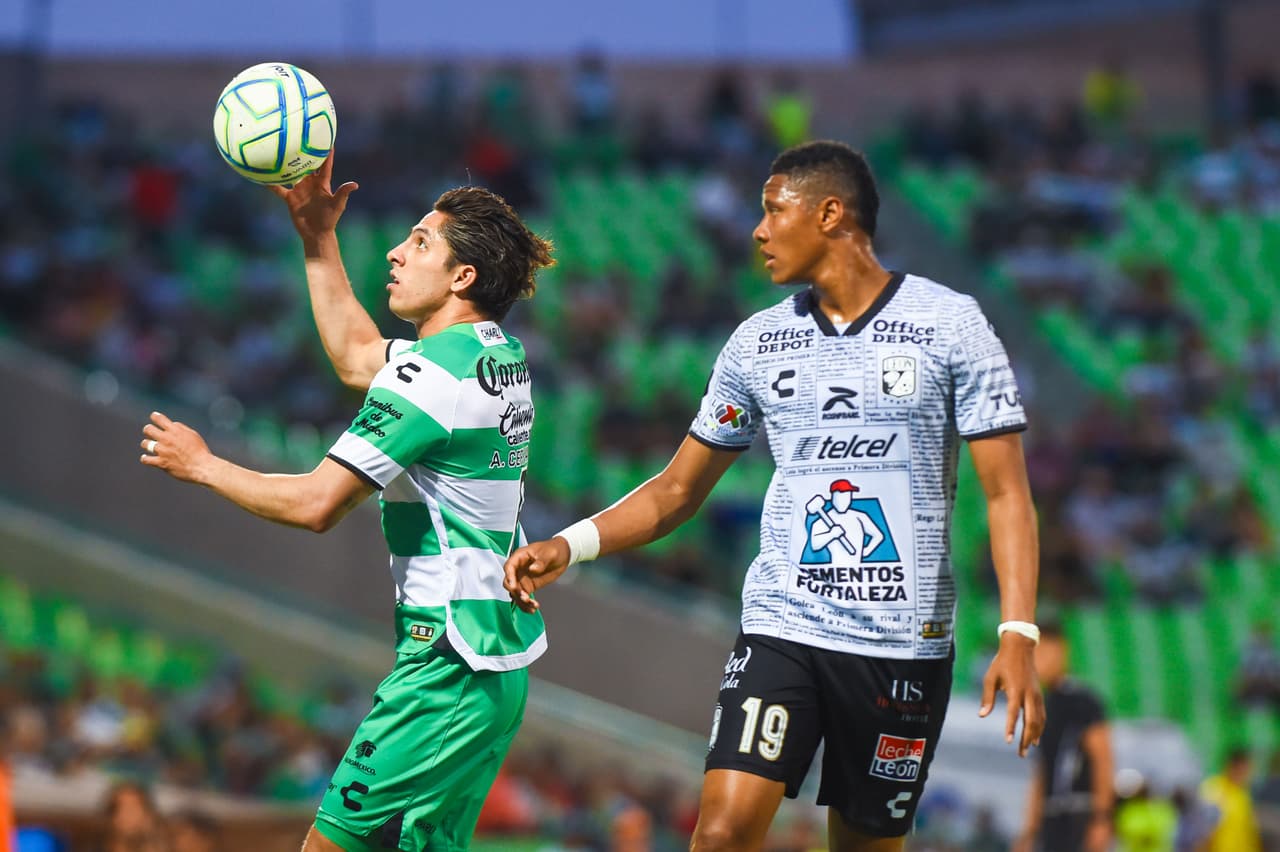 Santos Laguna le remontó 2-1 a León con goles de Omar Campos y Félix Torres en la Jornada 9 del Apertura 2022.