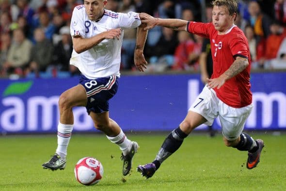 Entre los titulares que aparecieron figuraba Karim Benzema, una de las figuras que no asistió a la máxima justa futbolística.