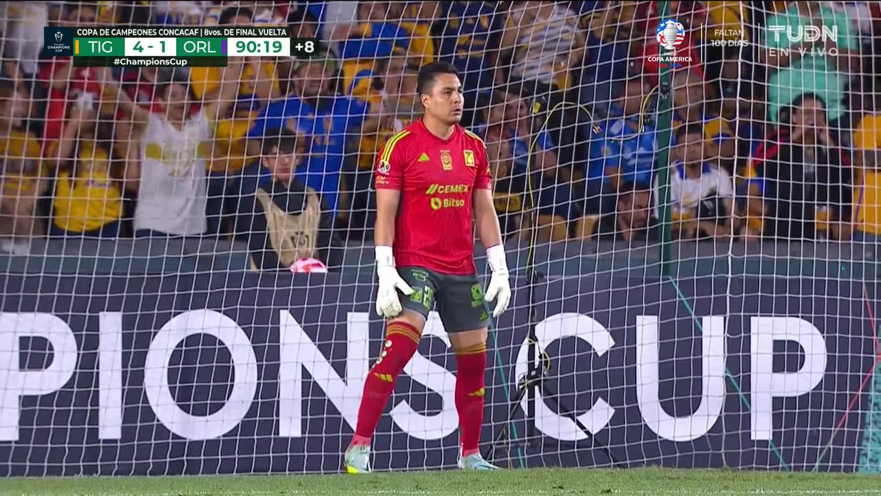 ¡GOL!  anota para Orlando City SC. Martín Ojeda