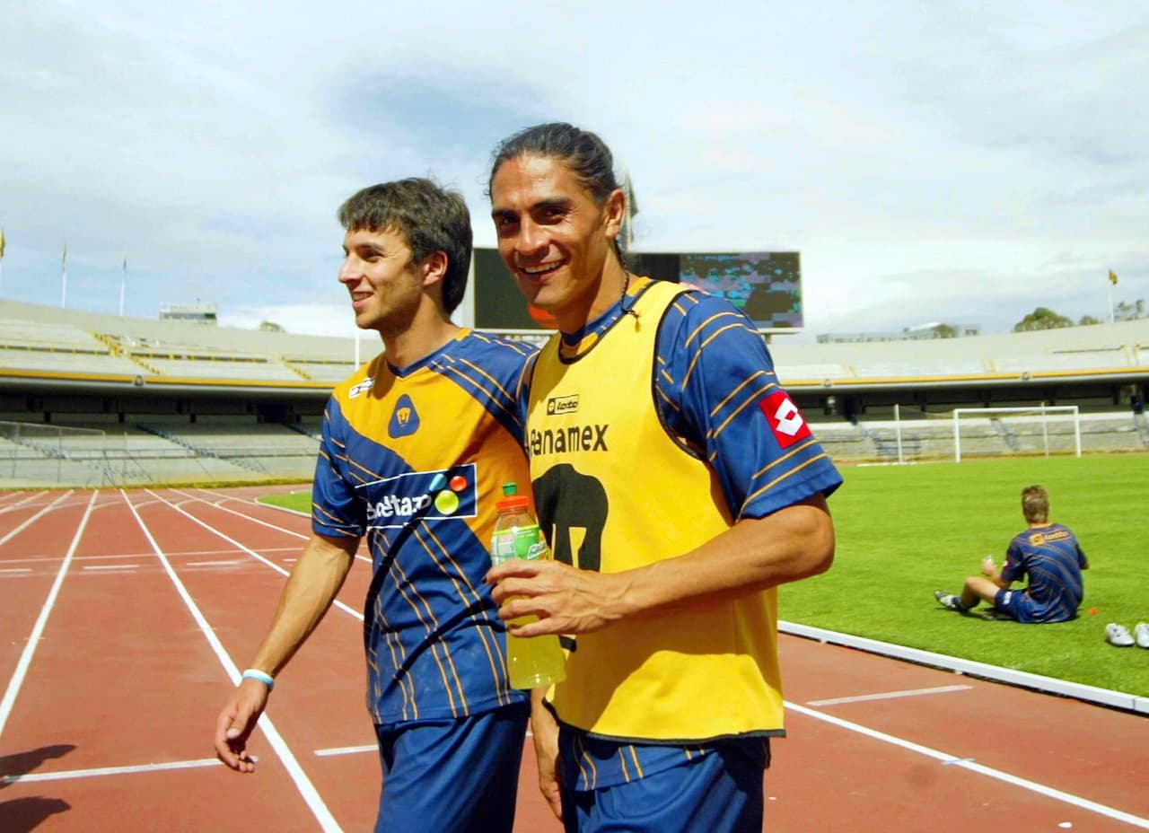 Scocco también se hizo amigo de un goledor veterano como Juan Francisco Palencia, quien pasó sus últimos años como profesional en nuestra máxima casa de estudios.