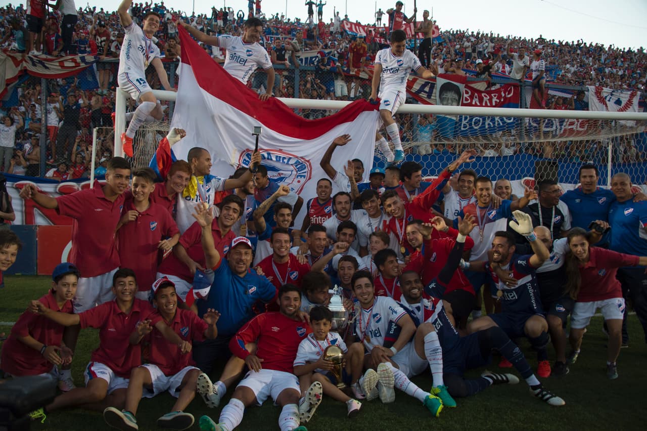 7. Club Nacional de Football - el Bolso uruguayo es el equipo con más títulos internacionales en ese país. Suma 19, pero los más recientes fueron la Copa Interamericana y la Recopa Sudamericana en 1989.
