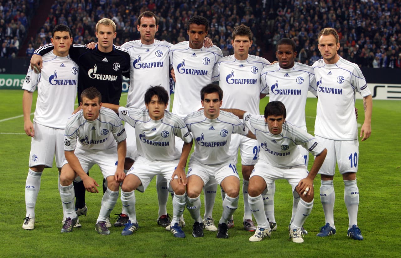 Neuer fue parte de aquel Schalke que llegó a semifinales de la UEFA Champions League 2011. 
<b>En aquel equipo también jugaban Iván Rakitic y Raúl González Blanco.</b>
