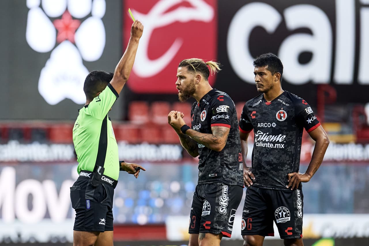 <b>Miguel Barbieri </b>- Los peinados y estilos exóticos siempre han sido parte del futbol y nosotros te presentamos a los jugadores con los mejores cortes y estilos.