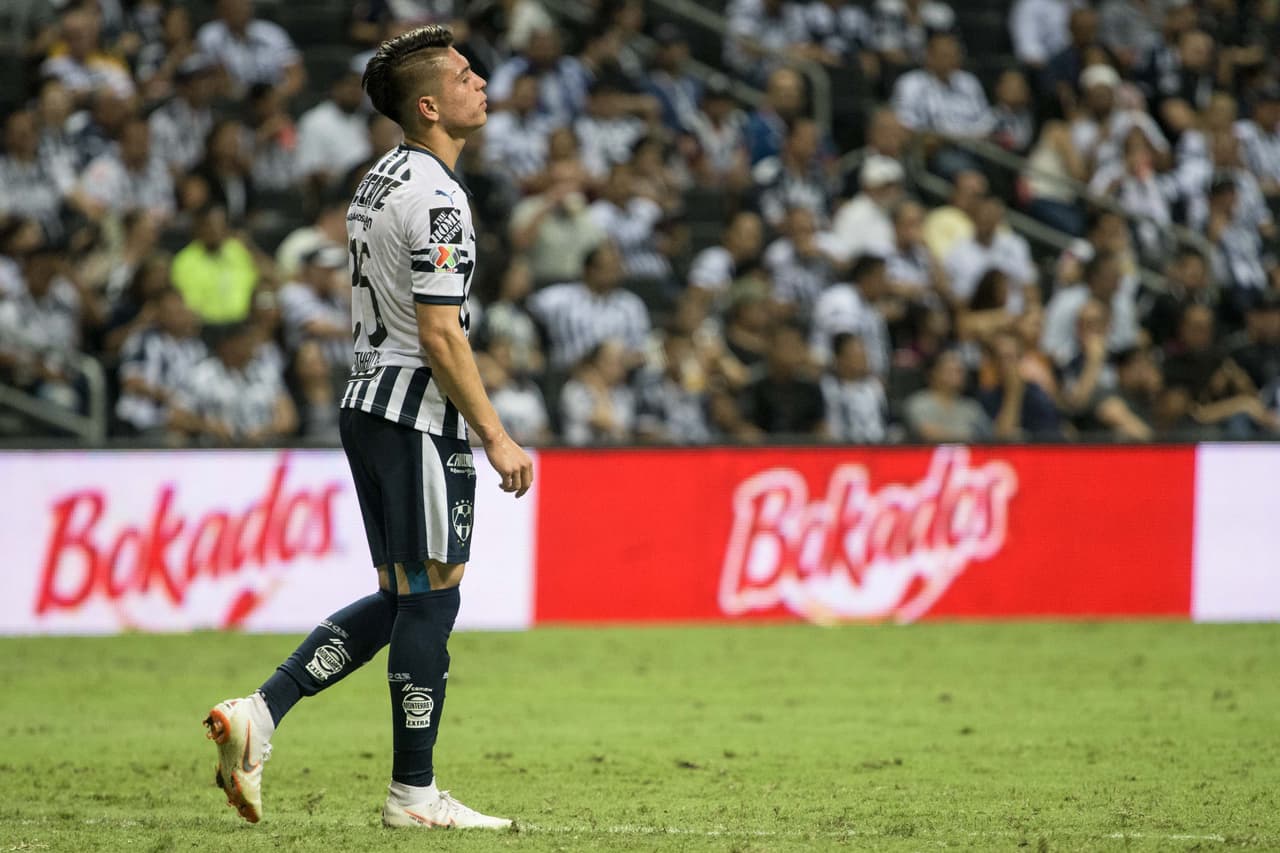 Mediocampista: Jonathan González (Monterrey) - 5.7 millones de dólares.