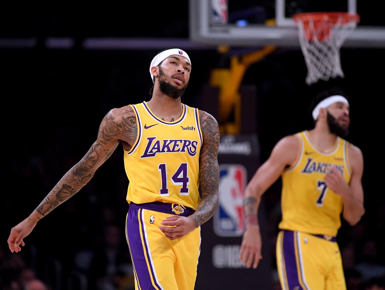 <b>76ers 121-105 Lakers: </b>a pesar de que Brandon Ingram logró su mayor puntiación como profesional (36), no fue suficiente para los californianos que ceden terreno ante los Clippers por entrar a playoffs.