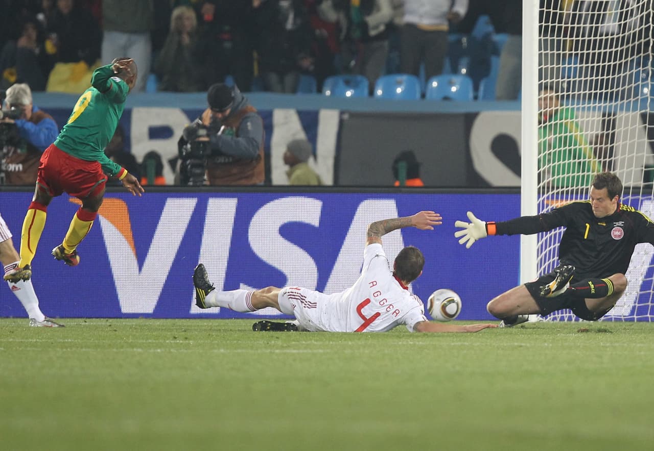 Eto'o es el mejor goleador de la historia de la Copa Africana de Naciones y también es el mejor goleador de la historia de Camerún. Su último gol en mundiales fue en la derrota 2-1 de 'Los Leones' ante Dinamarca en el 2010.