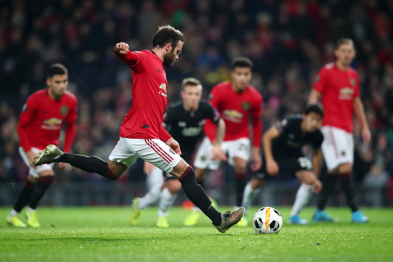 Young (53’) abrió el marcador y Greenwood (58’, 64’) anotó los dos siguientes goles. Juan Mata (62’) cobró un penal para sellar la goliza.