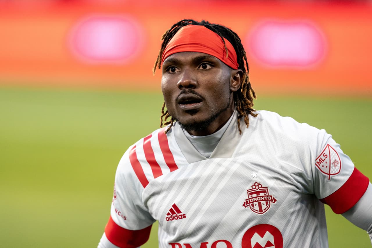 ¿Una nueva figura en la liga? El delantero Ifunanyachi Achara marcó el gol de la victoria por 1-0 de Toronto FC ante New York City en su partido de debut en Major League Soccer.