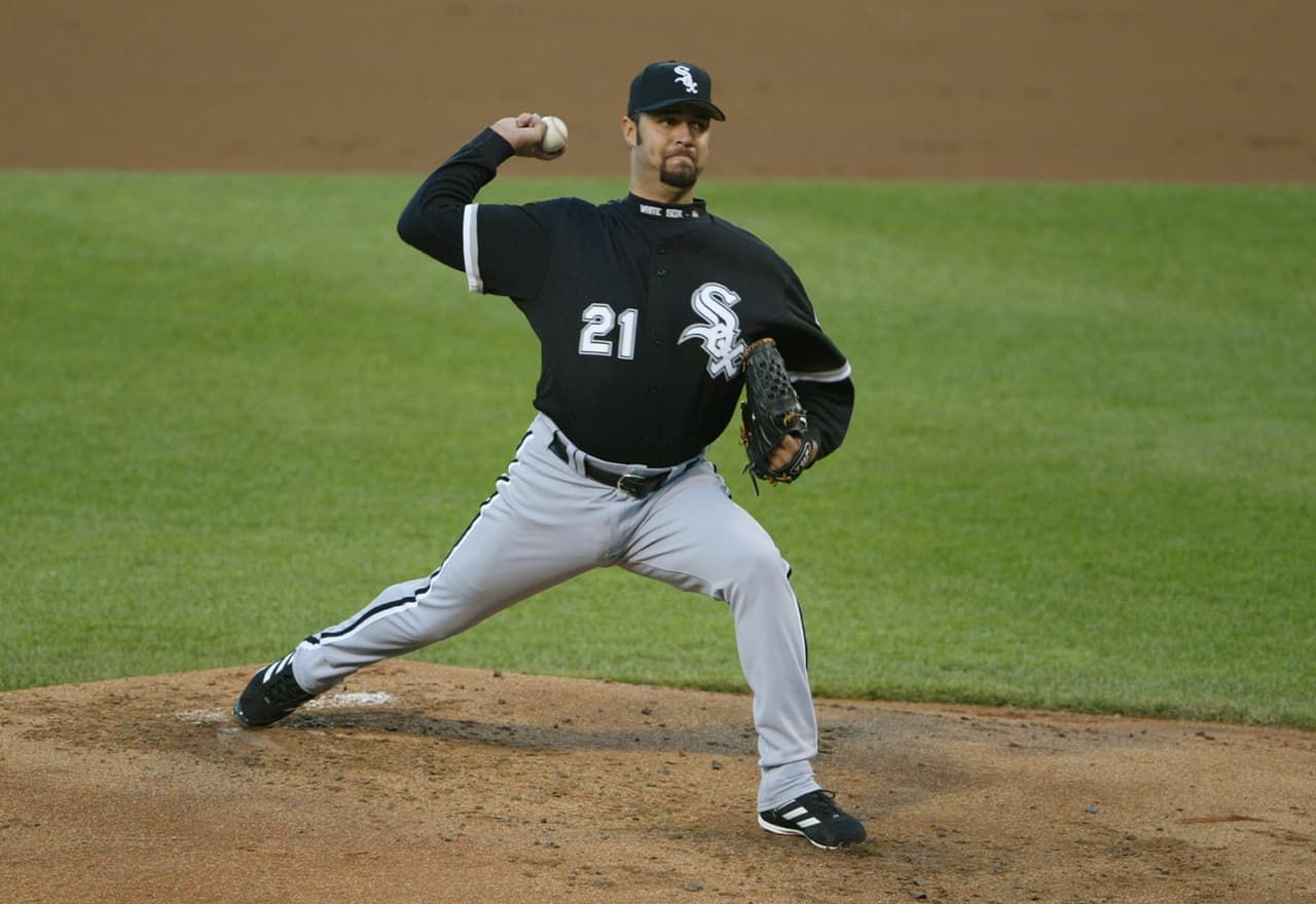 En 2008, Loaiza se retiró también en White Sox, siendo el único equipo en el que tuvo dos etapas.