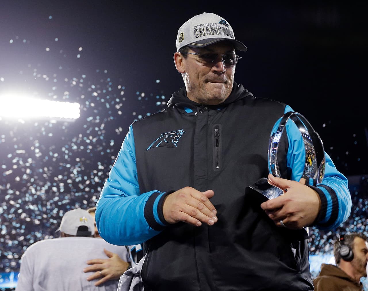 Ron Rivera (2011-2015) (47 victorias, 32 derrotas, 1 empate).