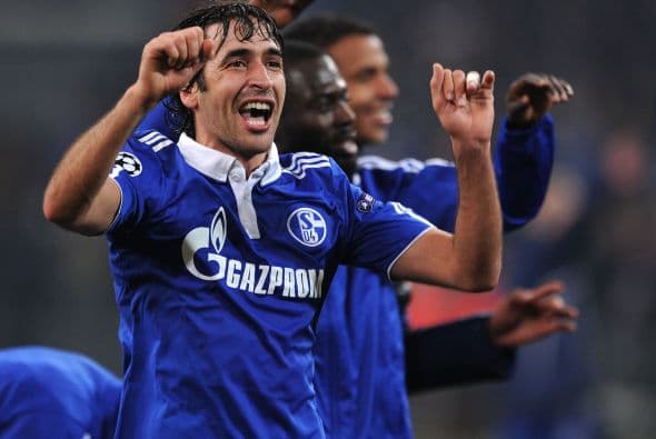 Raúl festejó el triunfo de su equipo, que dejó fuera a sus compatriotas del Valencia.