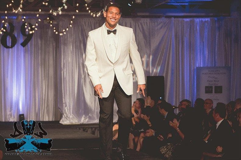 Darren Waller, ala cerrada.