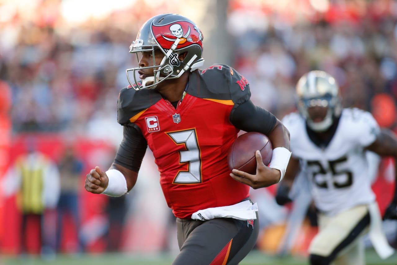 Jameis Winston es suspendido tres juegos por manosear a conductora de Uber 