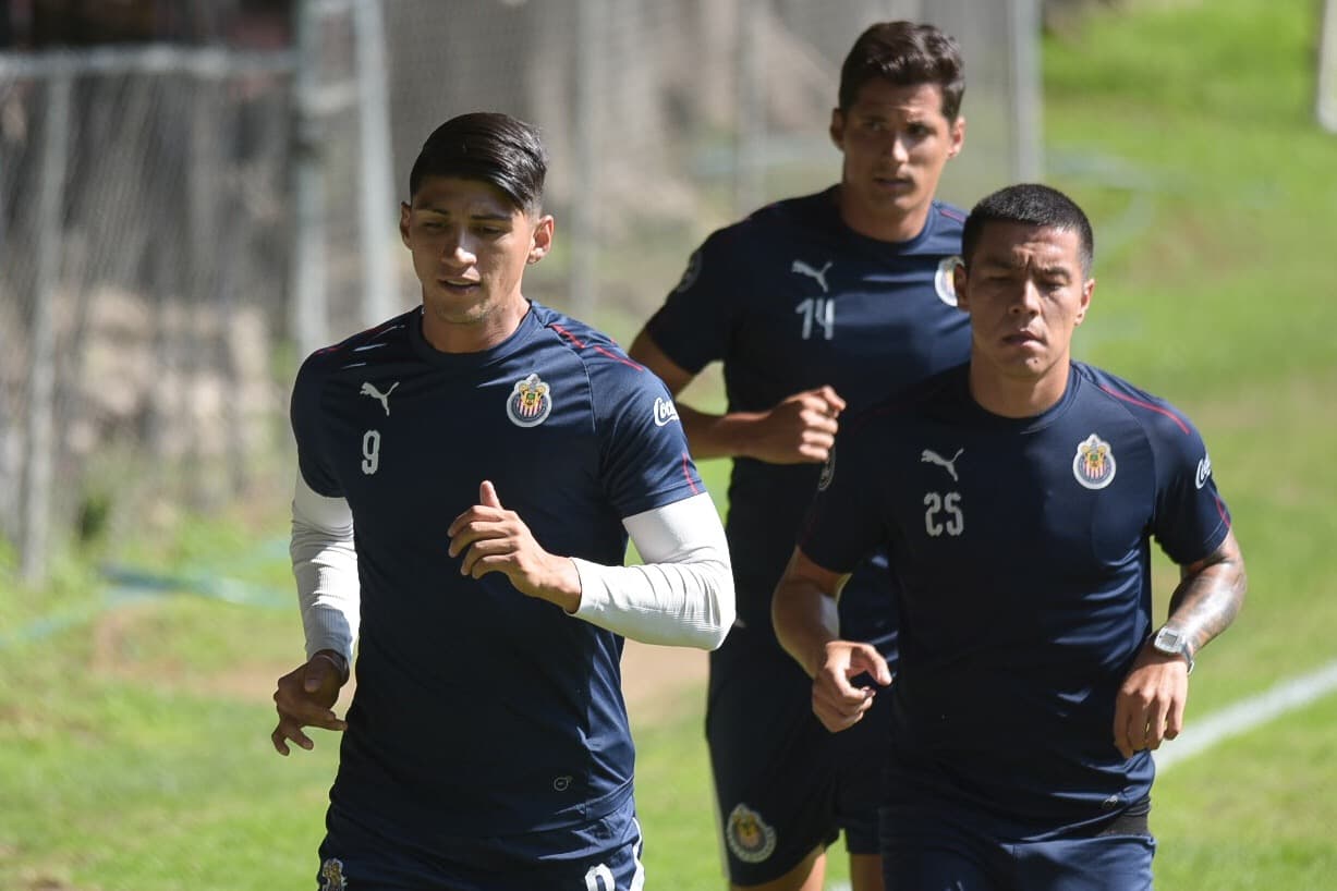 Chivas de Guadalajara no baja su ritmo luego de caer en sus amistosos de pretemporada y por eso mantiene su preparación en entrenamiento con miras al comienzo del Apertura 2019 de la Liga MX.