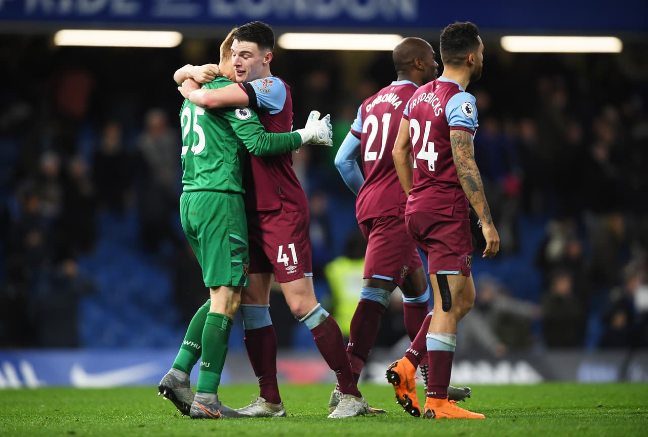 LONDON, ENGLAND - NOVEMBER 30: David Martin of West Ham United celebrates with Declan Rice following the Premier League match between Chelsea FC and West Ham United at Stamford Bridge on November 30, 2019 in London, United Kingdom. (Photo by Mike Hewitt/Getty Images)