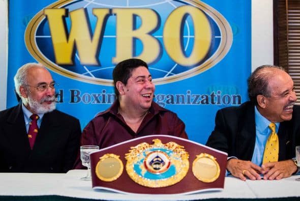 Wilfredo se mostró muy contento al recibir el homenaje por parte de la OMB (Foto: Joel Colón-OMB)