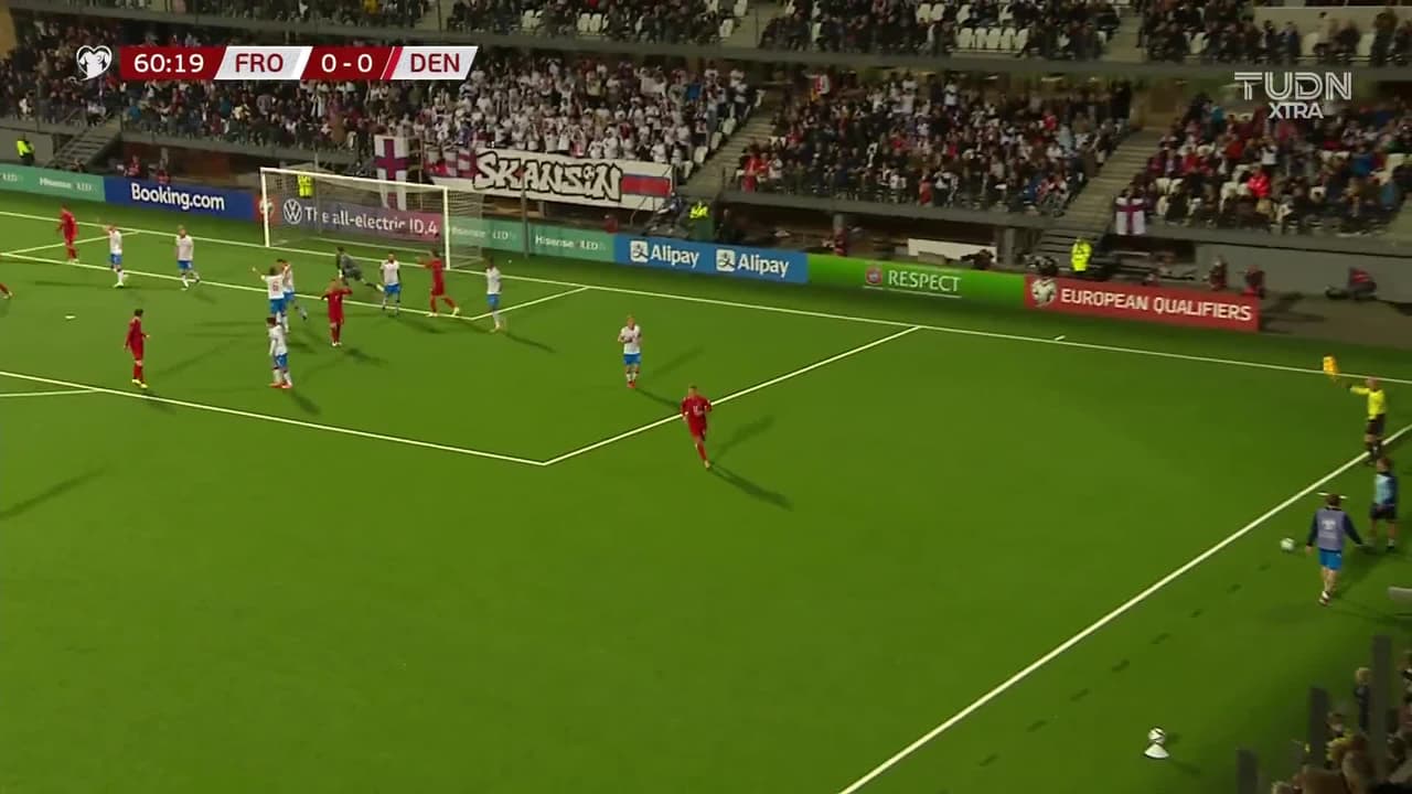 ¡TIRO ATAJADO! disparo por Jens Stryger Larsen.