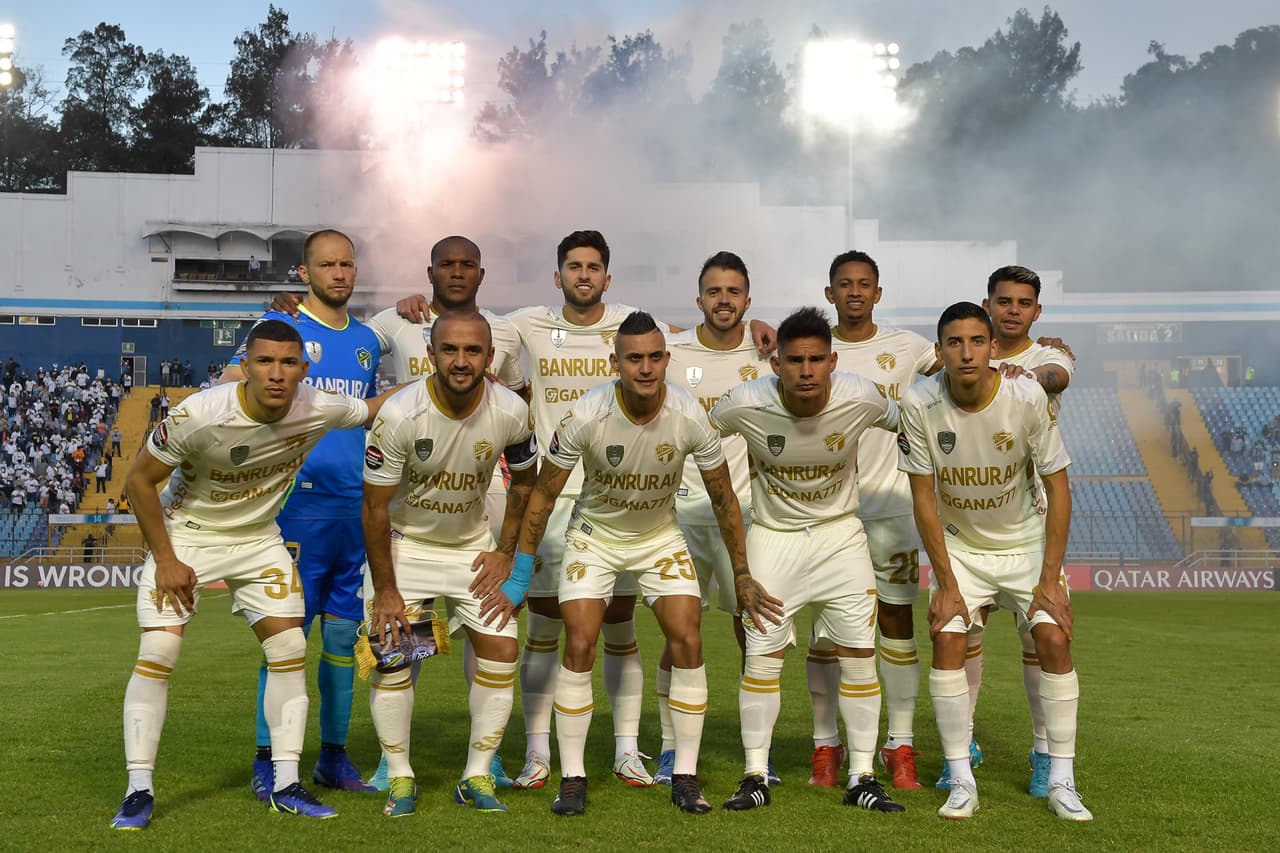 Comunicaciones apelaba a su estadio y fans para intentar darle la vuelta al marcador, que en Nueva York había quedado en 3-1.