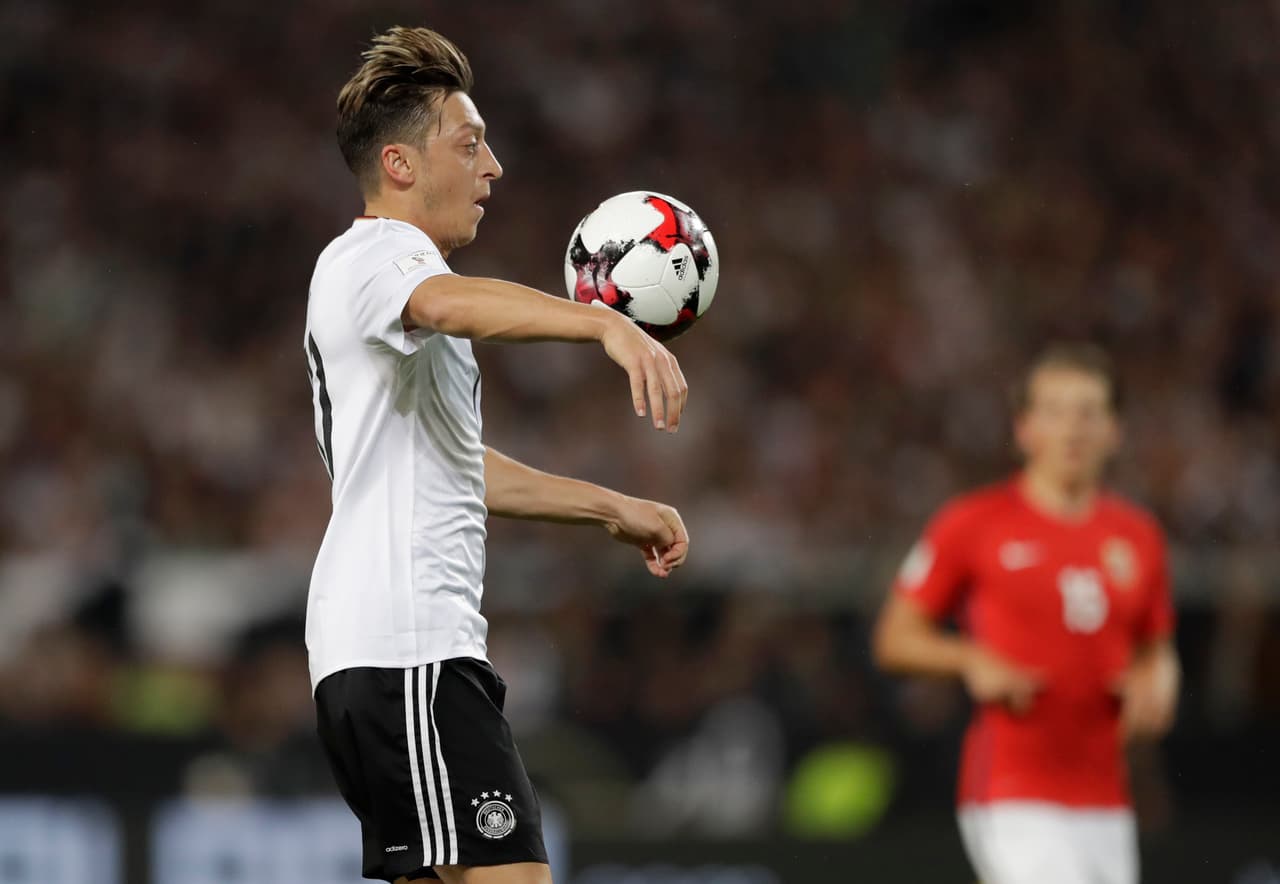 Mesut Ozil (Alemania), de Arsenal FC.