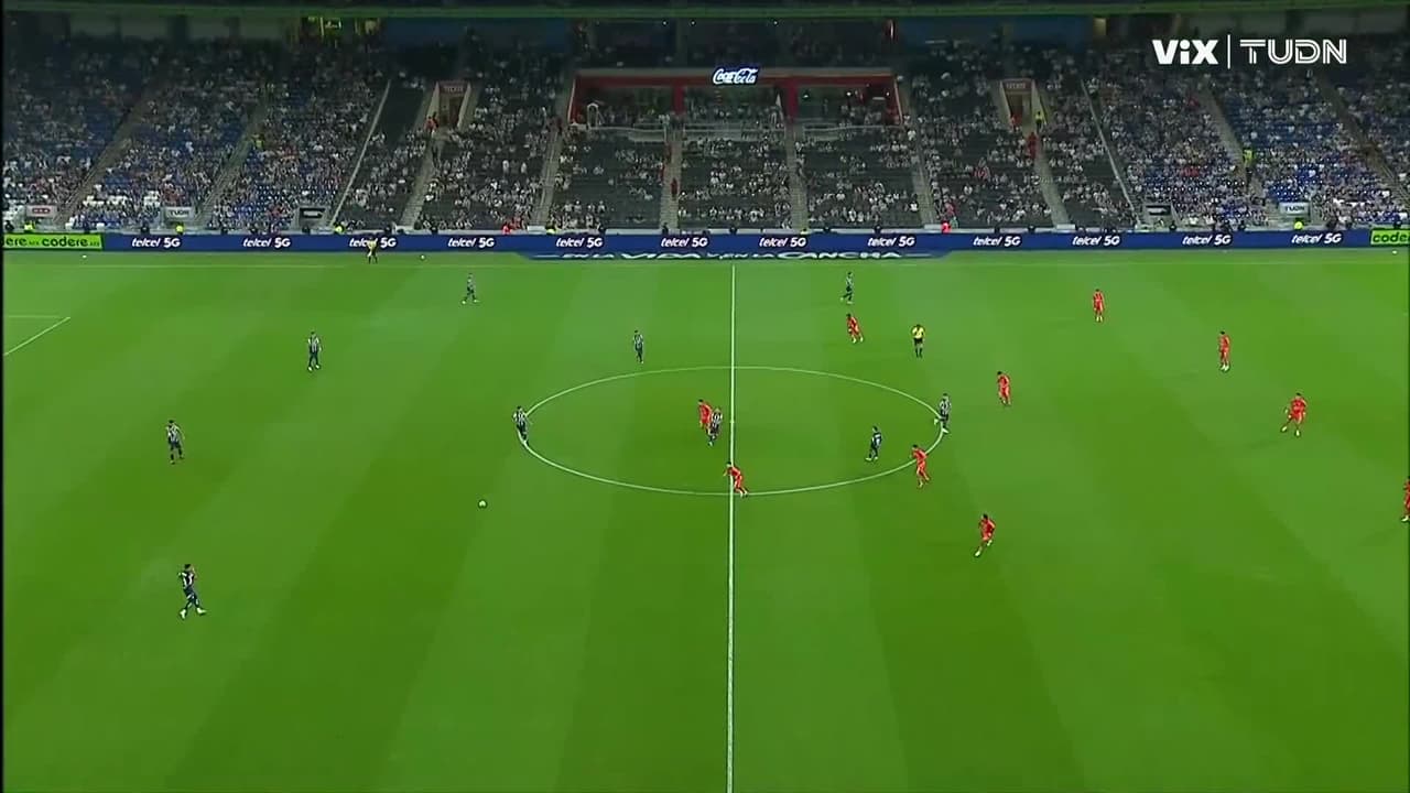 ¡Arranca el partido! Monterrey y Mazatlán desde el Gigante de Acero