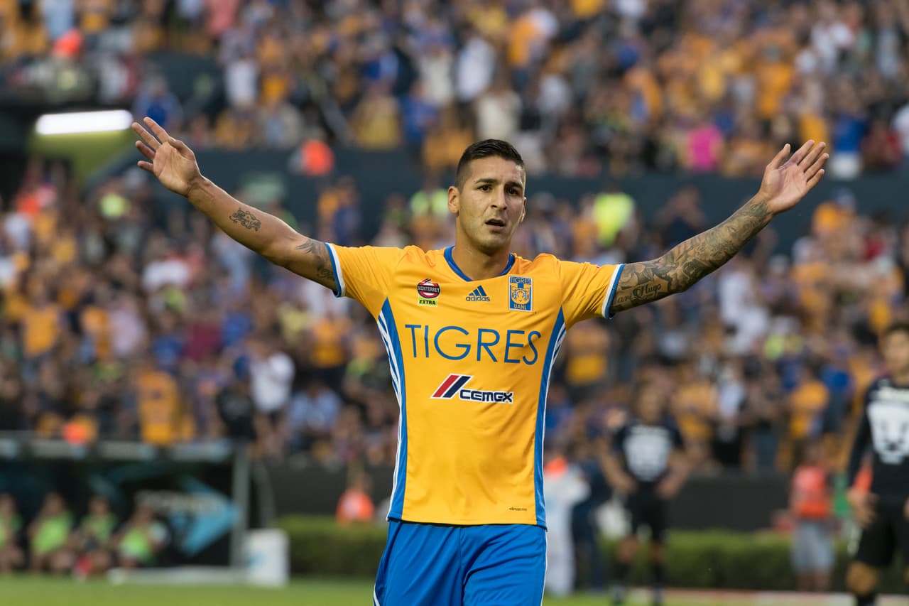 El argentino Ismael Sosa está por cumplir un año con la camiseta de Tigres tras su paso por los pumas U.N.A.M. El valor en el mercado del extremo derecho es de 4.3 millones de dólares.