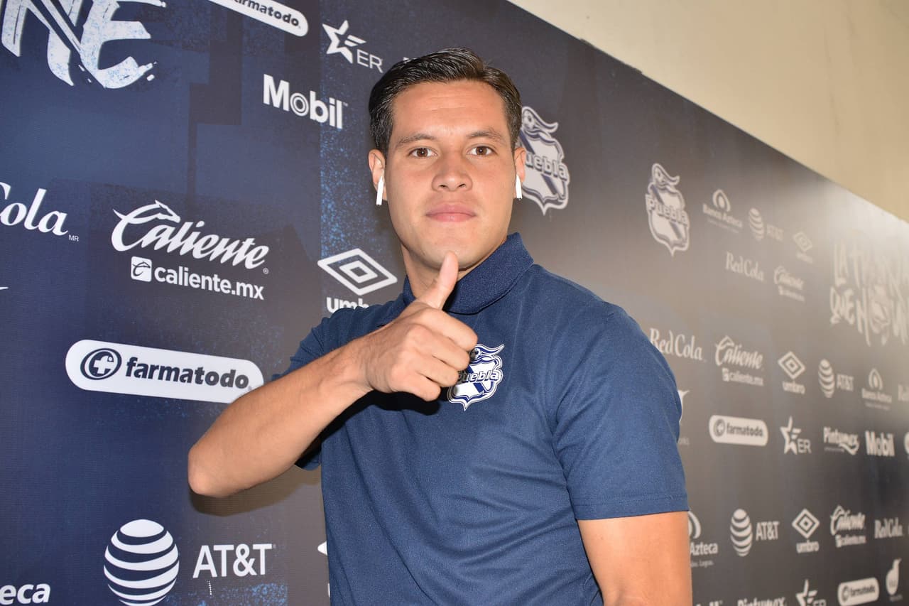 El Puebla confió en él y el jugador decidió ponerse la camiseta de La Franja.