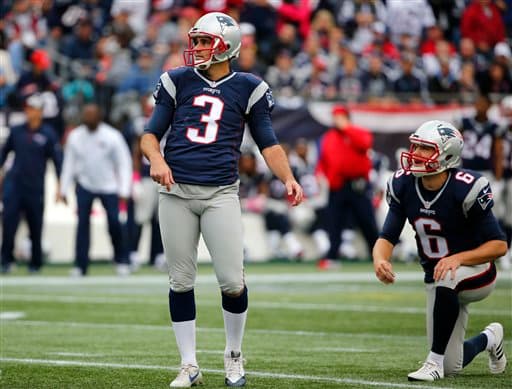 Gostkowski convirtió todos sus tres goles de campo (38, 46 y 24 yardas) y todos sus tres putos extras para un total de 12 puntos en el juego que los Patriots ganaron su duelo divisional 30-23 a los Jets.