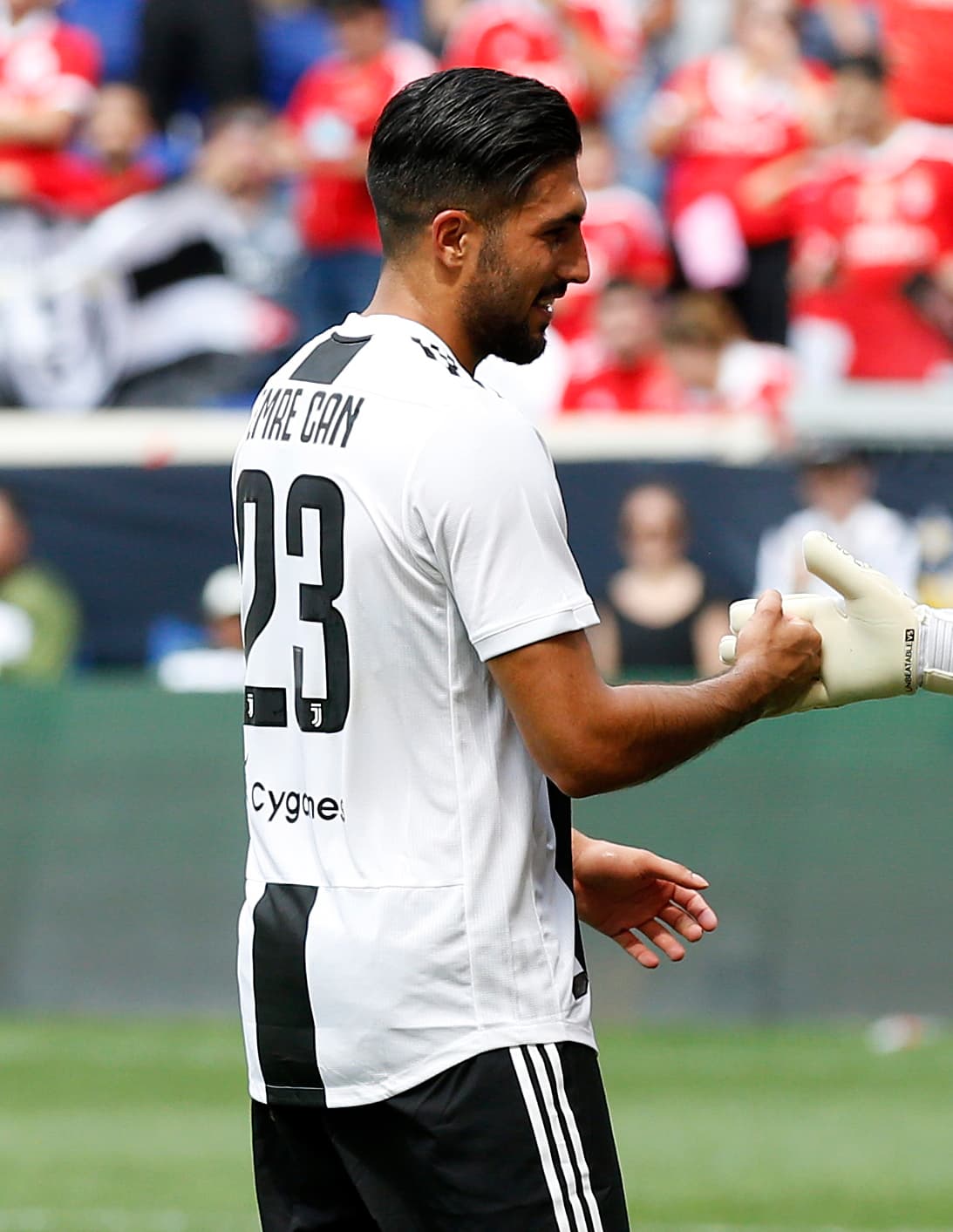 Mediocampista: Emre Can (del Liverpool F.C. a la Juventus F.C.)