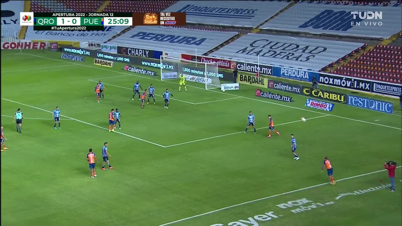 ¡TIRO ATAJADO! disparo por Federico Mancuello.