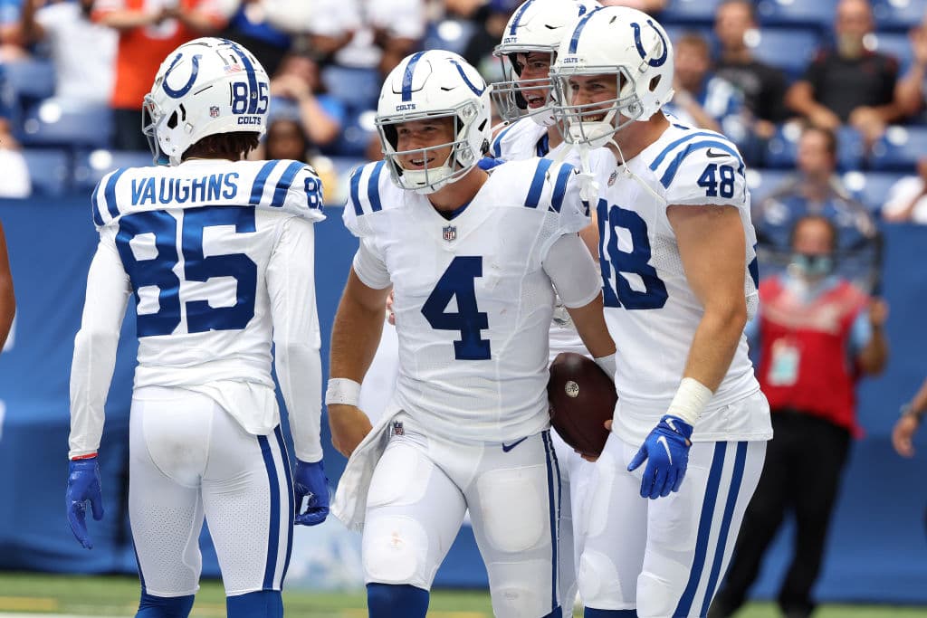 Colts vence a Panthers en cierre de la semana 1 de pretemporada