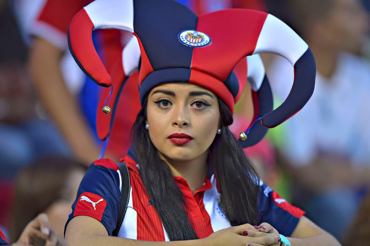 El colorido de la afición en la Jornada 16