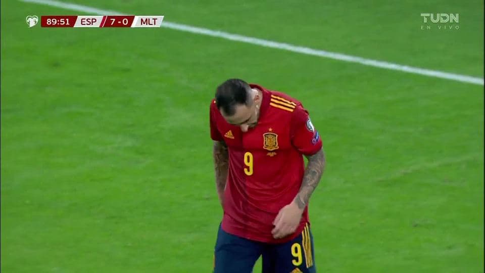 Tiro desviado de Pablo Sarabia