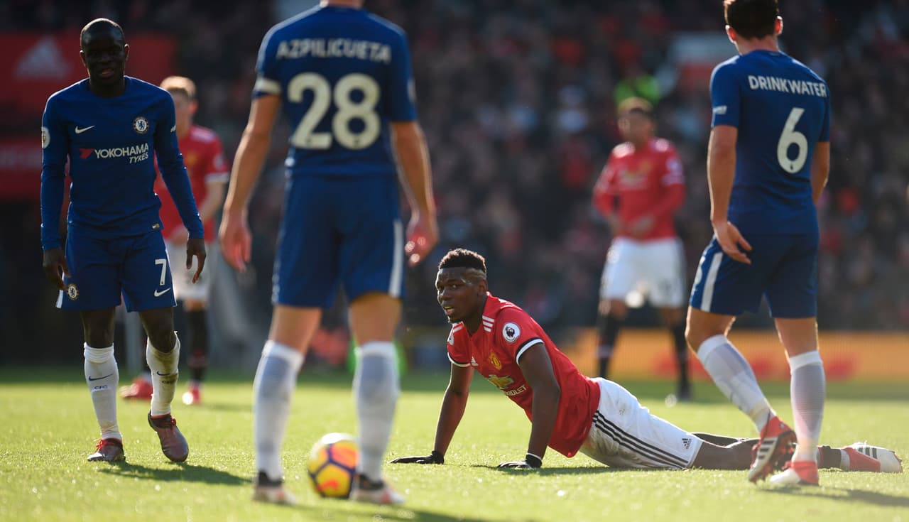 Con la dificultad de un Chelsea bien ubicado, comenzó el segundo tiempo para Manchester United por buscar la remontada.
