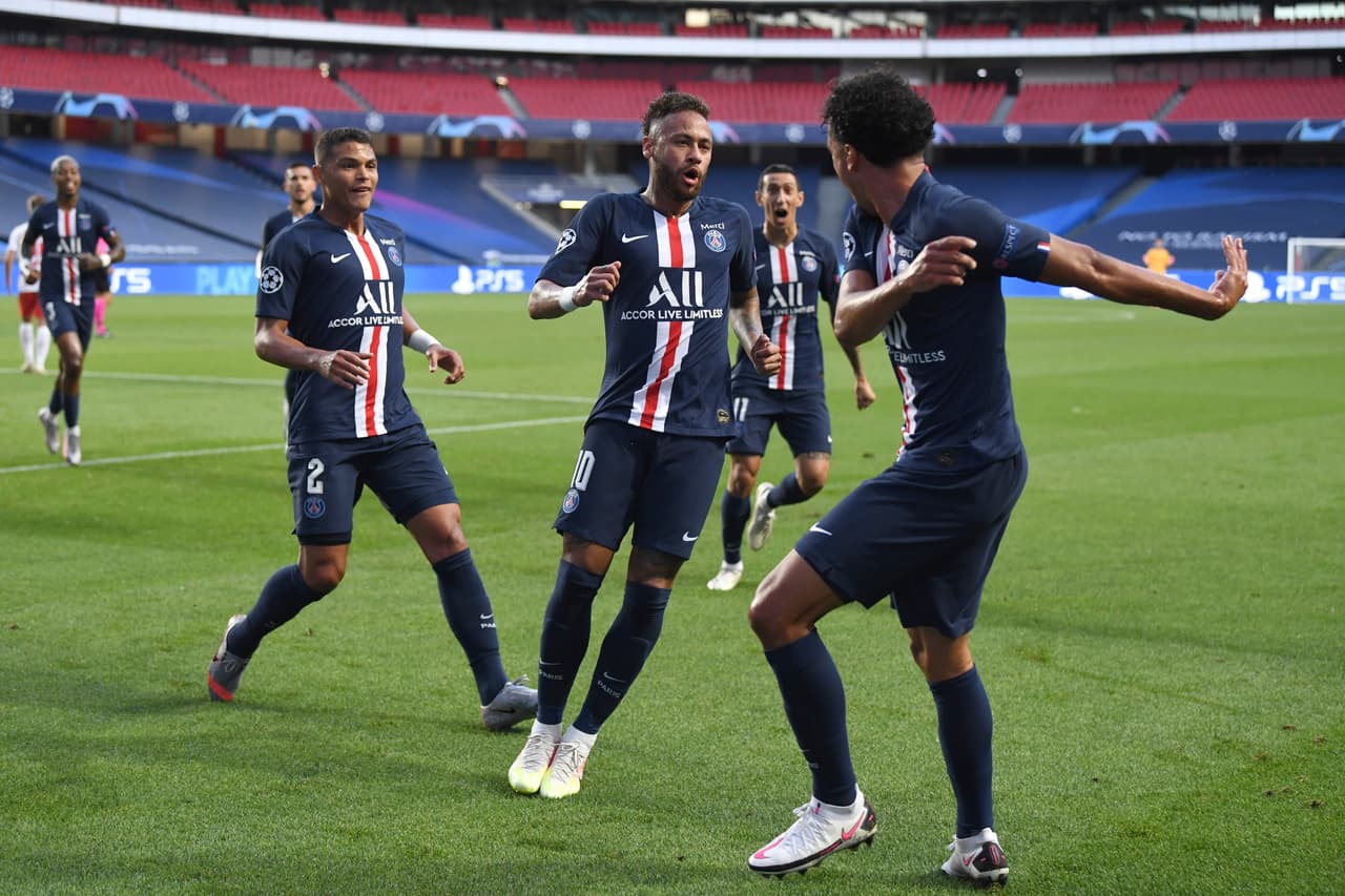 Se valió de un error en la zaga y una espectacular asistencia de Neymar para crecer la diferencia en el marcador.