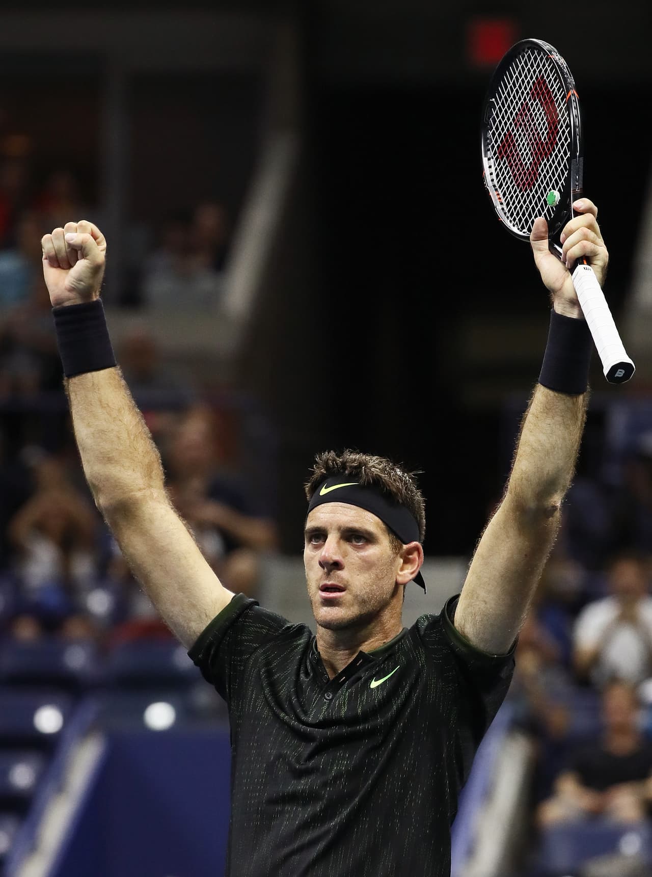 El argentino Juan Martín del Potro regresó a competencia en los Juegos Olímpicos y lo hizo derrotando al número uno del mundo en ese momento, Novak Djokovic. Llegó hasta la final, pero cayó contra Andy Murray.