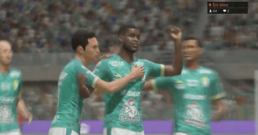 Carlos Higuera de los Xolos derrota al León de 'Nikiller' de forma contundente en la eLiga MX.